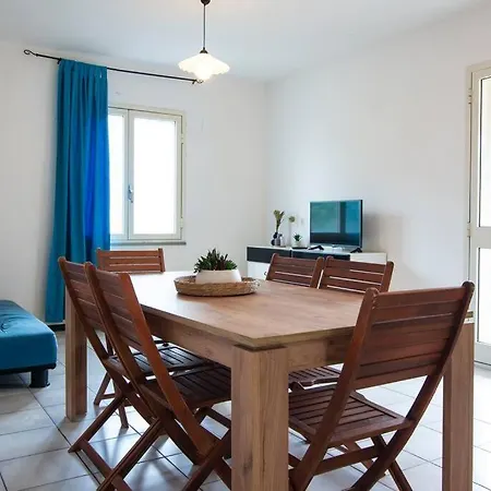 Apartment Torregrandeapt.2 - Vicino Al Mare - Free Wi-fi *